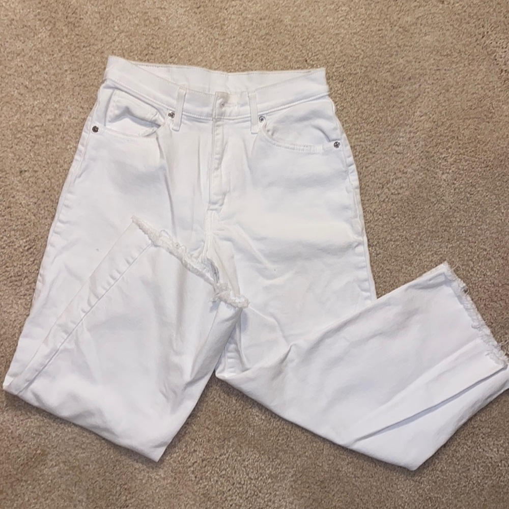 Levi’s Cropped Wide Leg